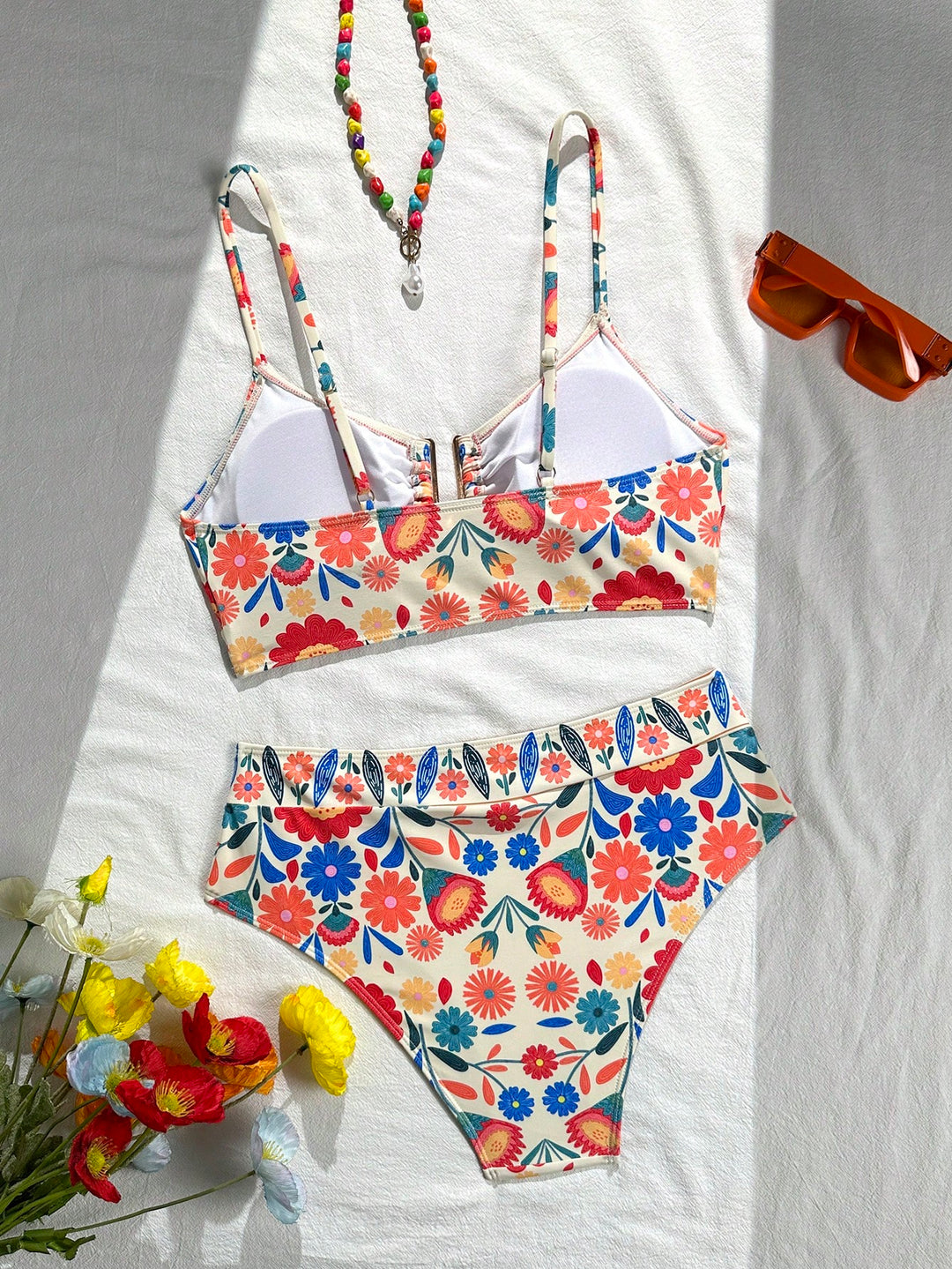 Set bikini SHEIN, mix culori