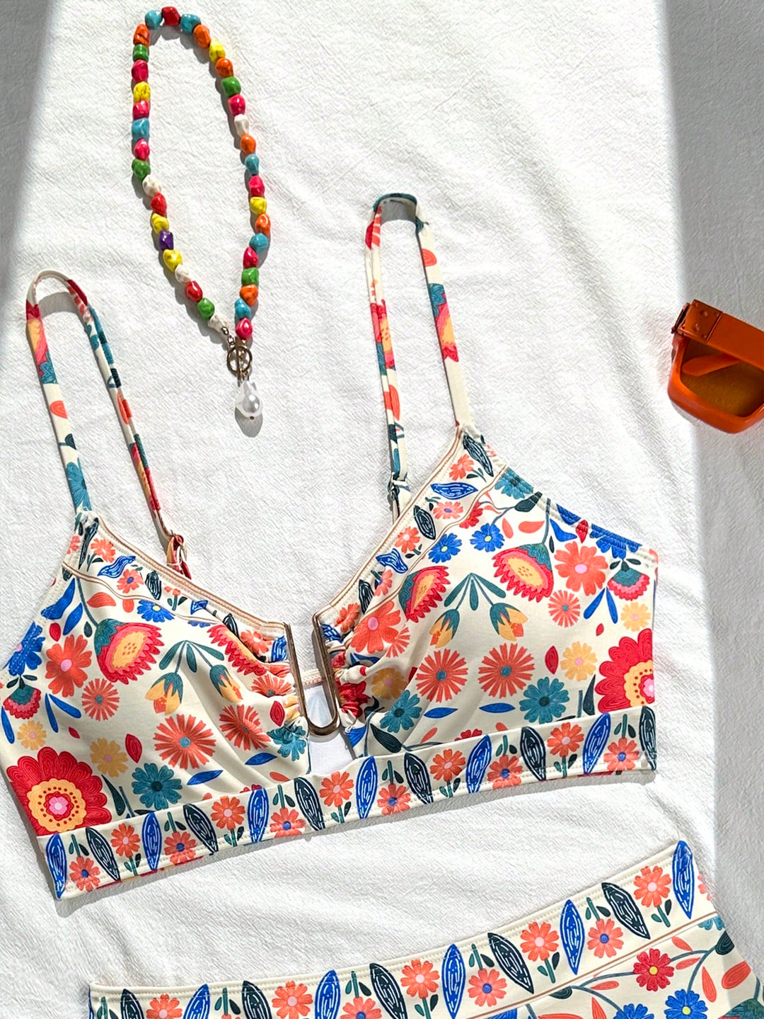 Set bikini SHEIN, mix culori