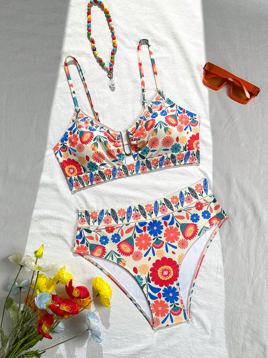 Set bikini SHEIN, mix culori