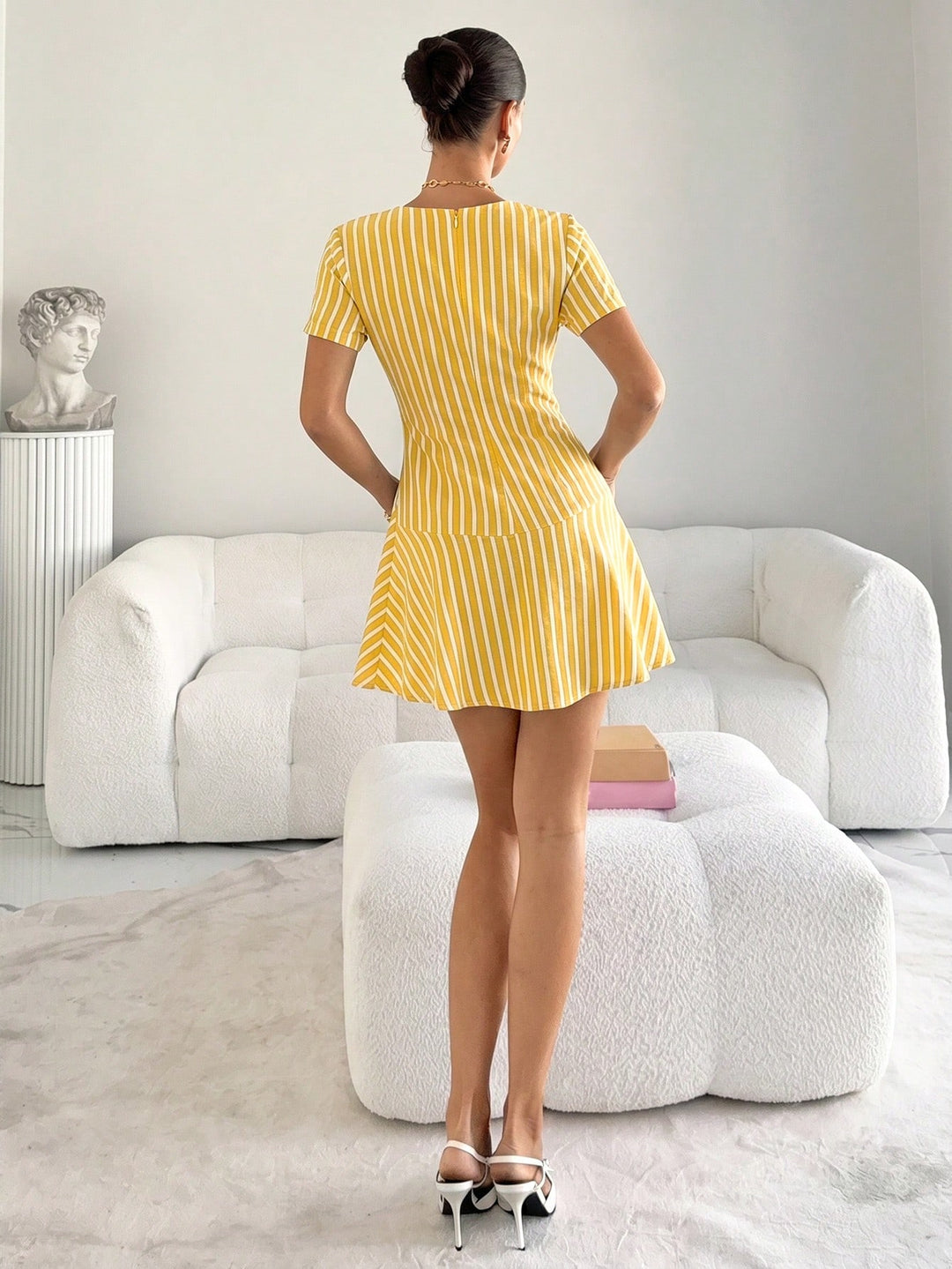 Rochie scurtă SHEIN, galben
