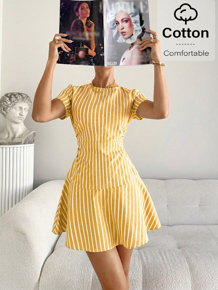 Rochie scurtă SHEIN, galben