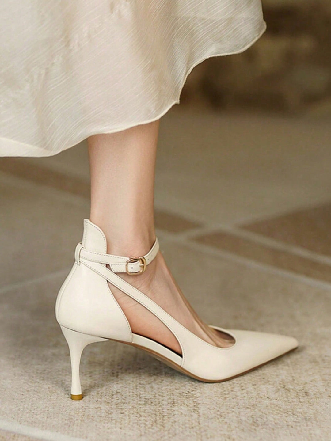 Pantofi cu toc SHEIN, alb