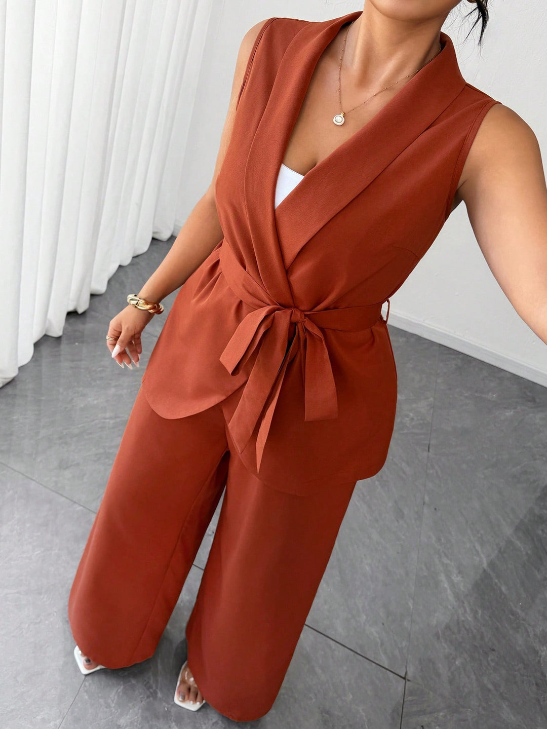 Costum SHEIN, maro