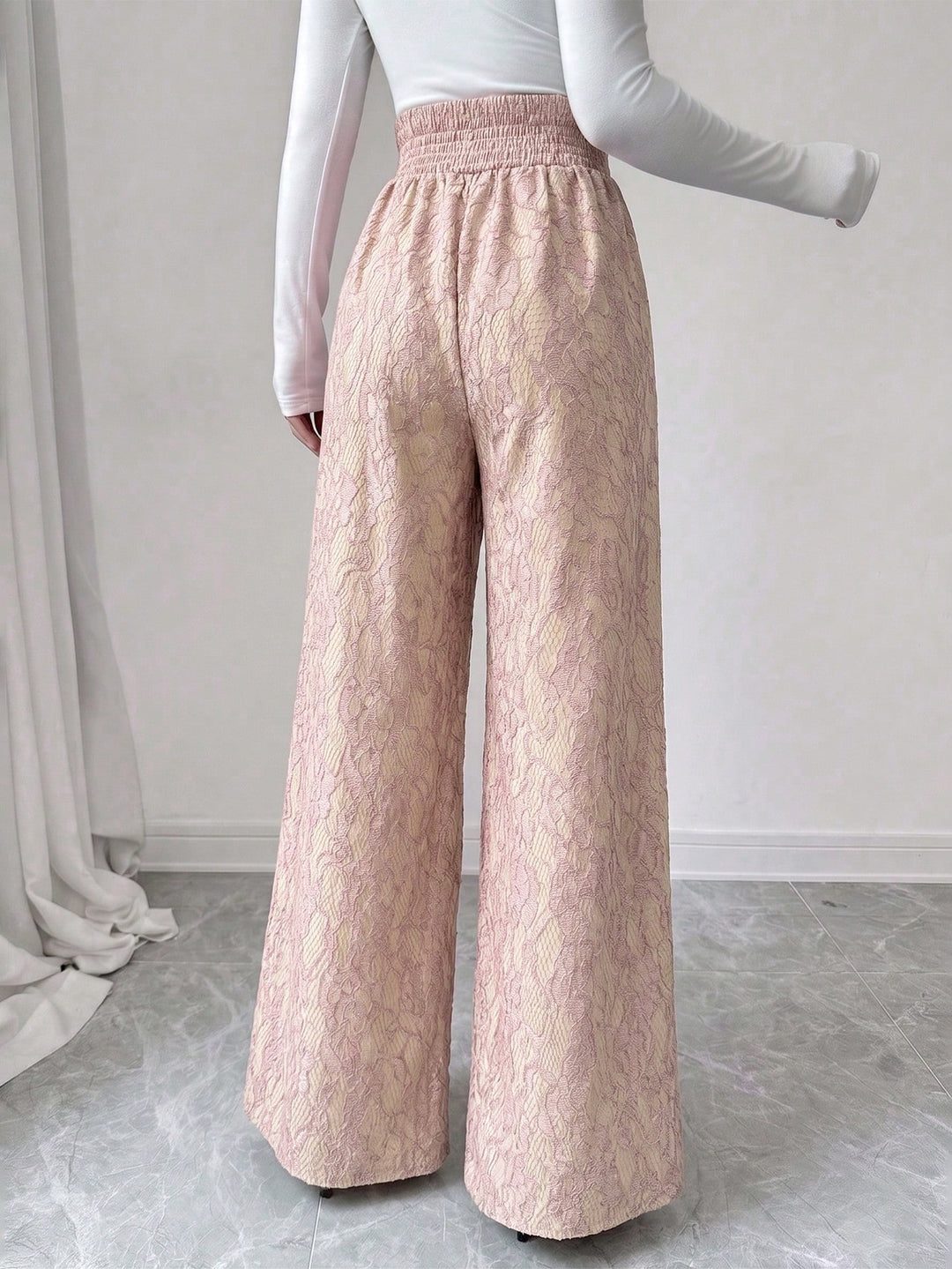 Pantaloni SHEIN, roz