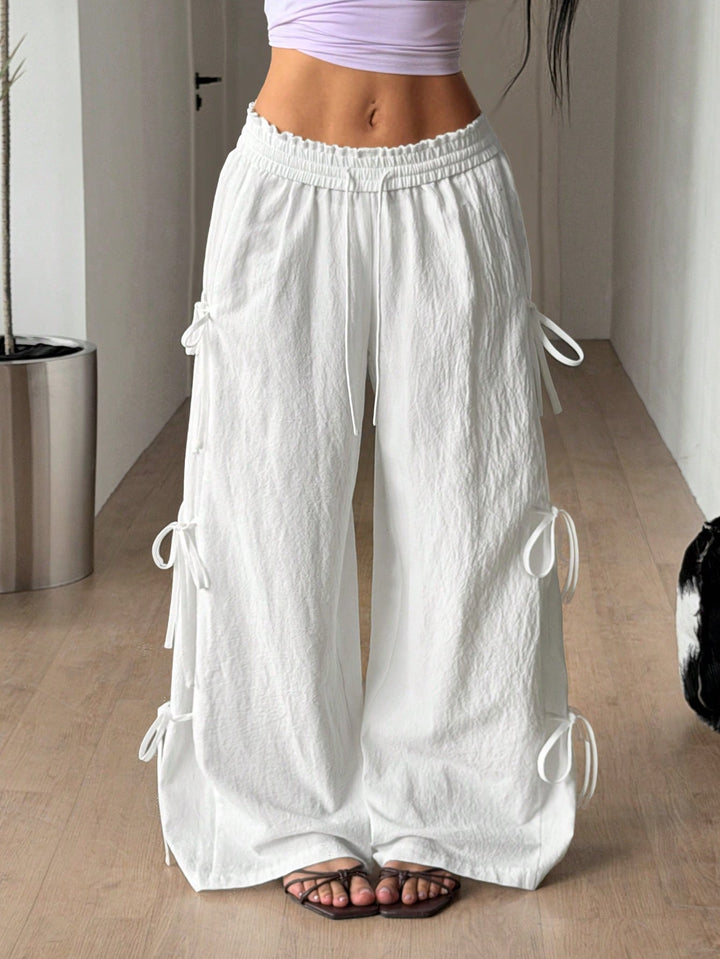 Pantaloni SHEIN, alb
