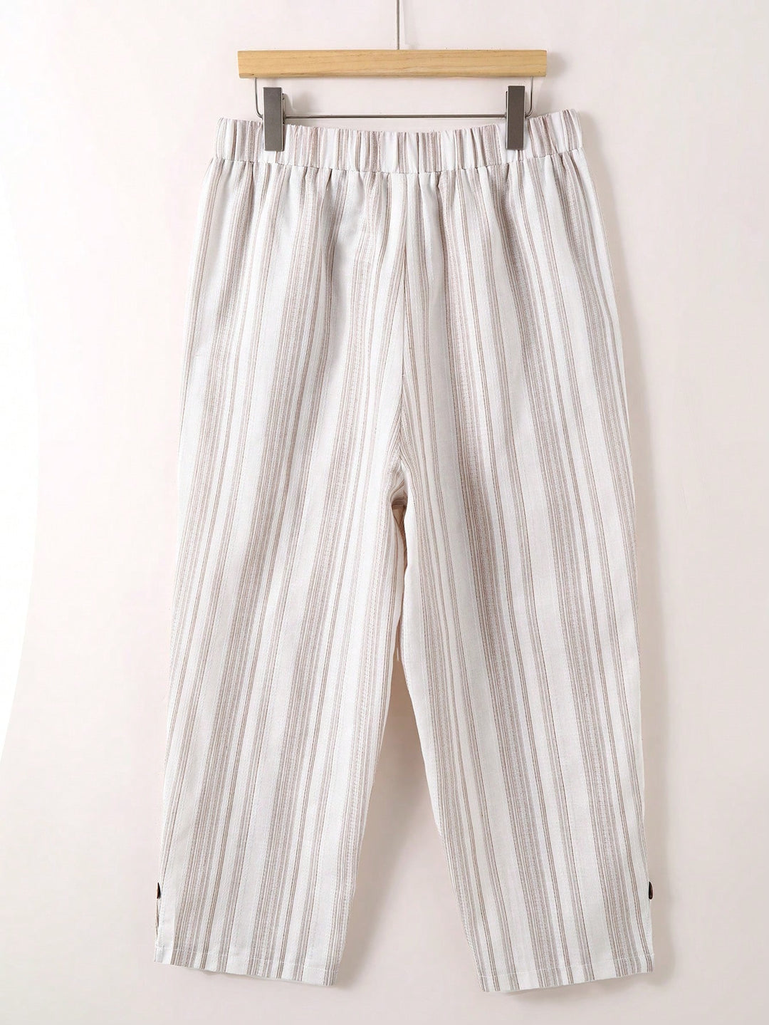 Pantaloni SHEIN, mix culori