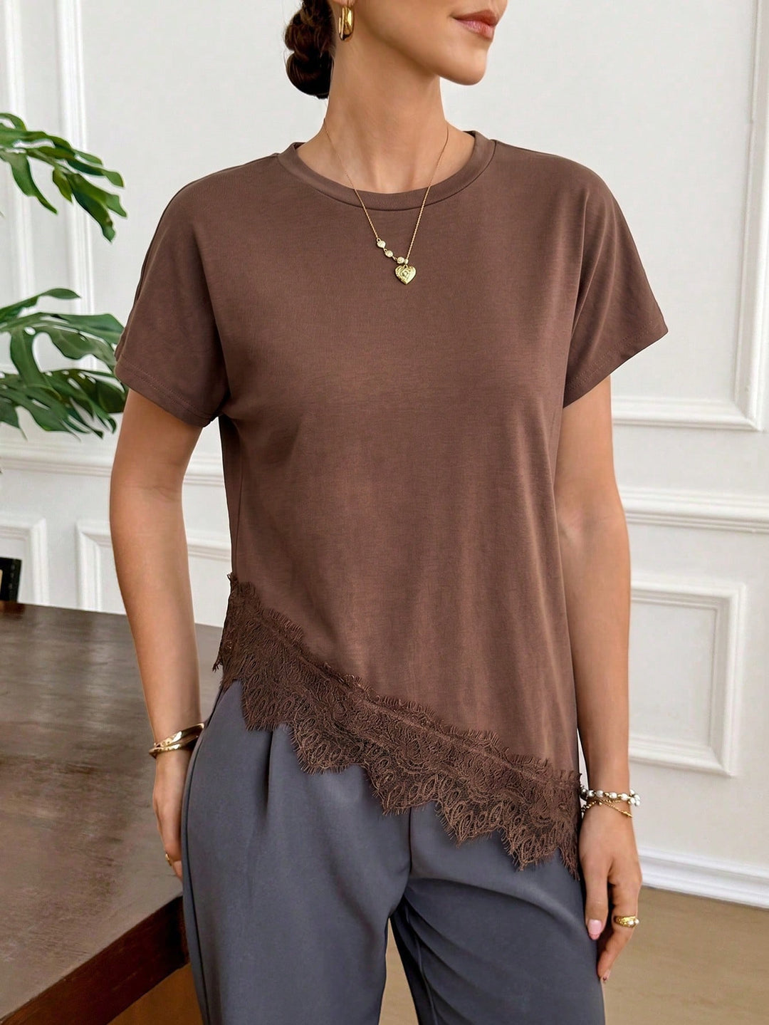 Tricou SHEIN, maro