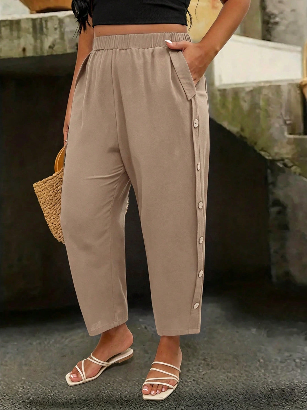 Pantaloni SHEIN, kaki