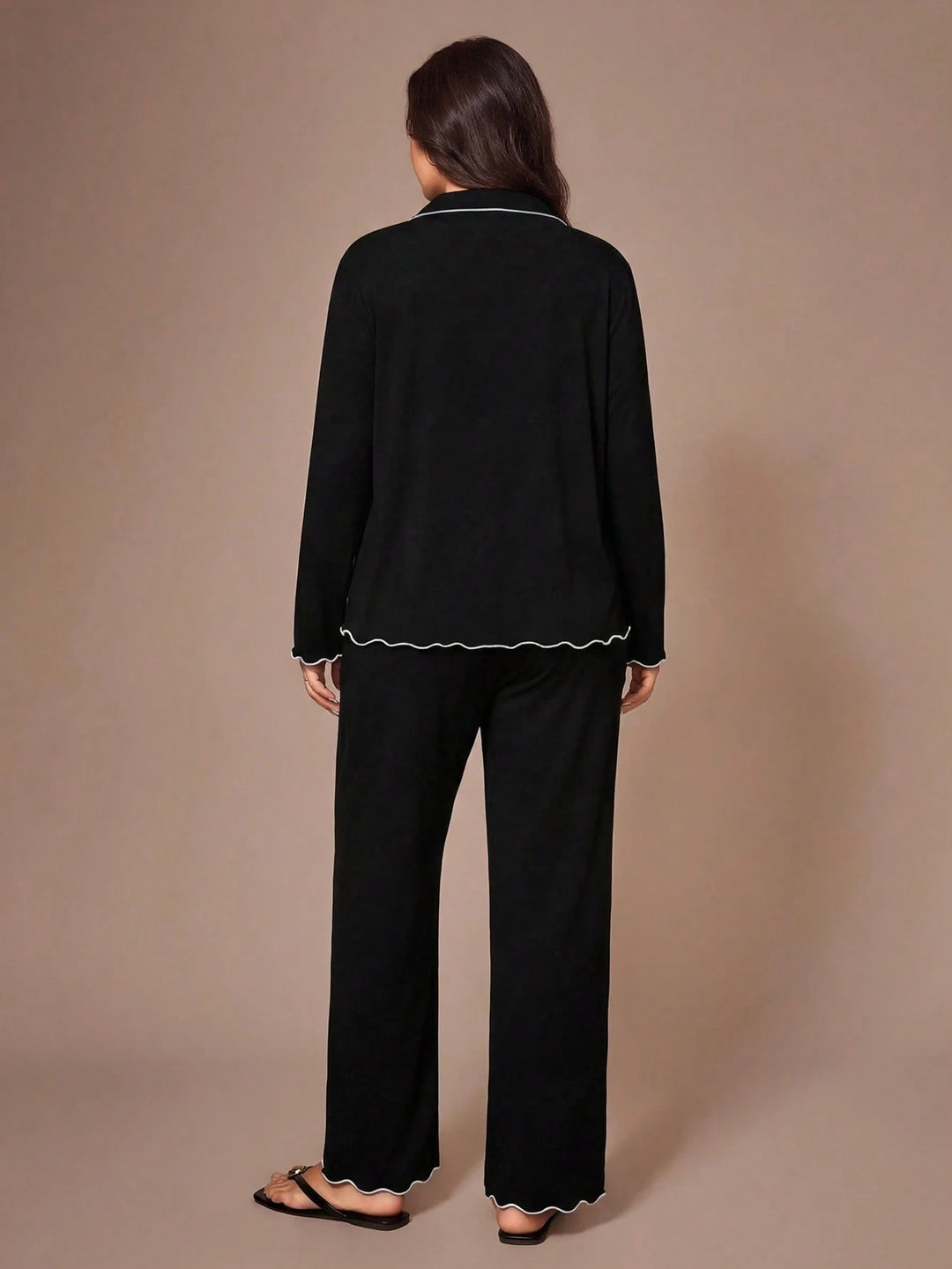 Compleu pijamale SHEIN, negru