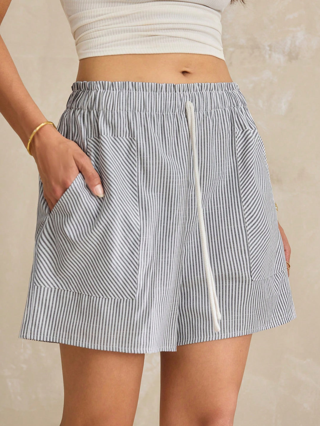 Pantaloni scurți SHEIN, albastru