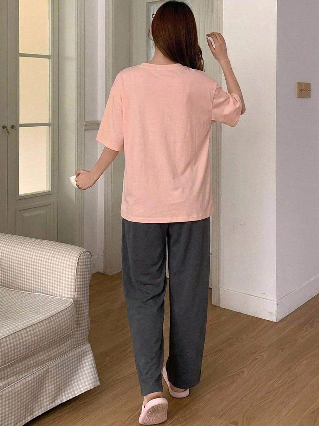 Set pijamale SHEIN, roz