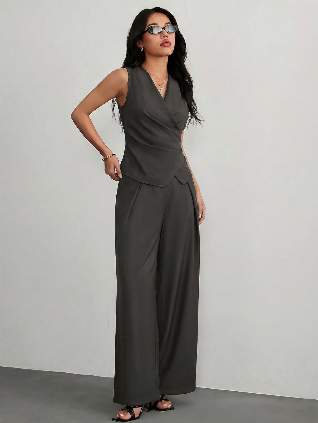 Costum SHEIN, maro