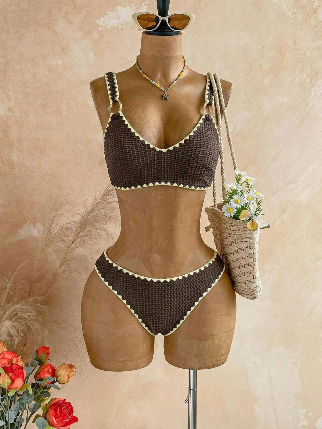 Set bikini SHEIN, maro