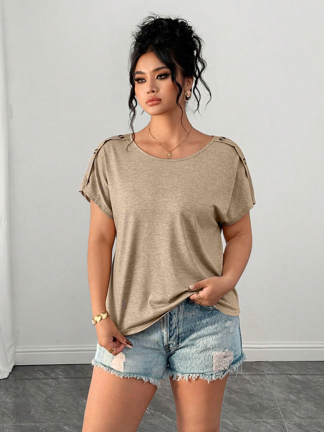 Tricou SHEIN, maro
