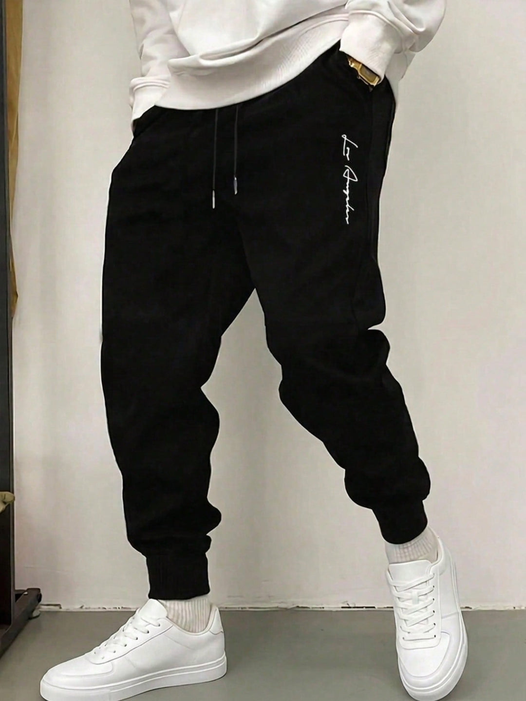 Pantaloni SHEIN, negru