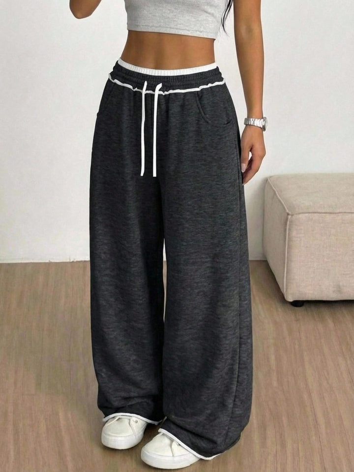 Pantaloni SHEIN