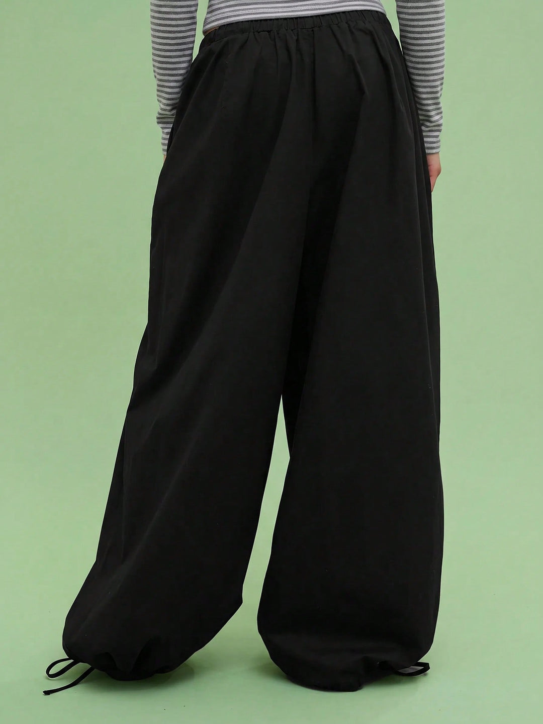 Pantaloni SHEIN, negru