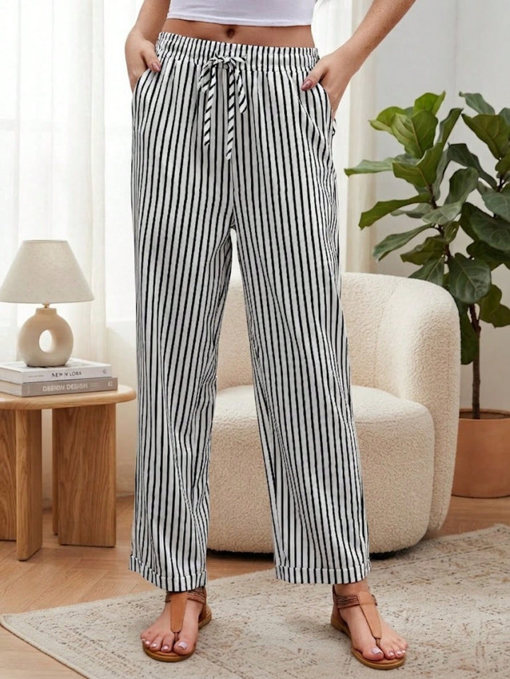 Pantaloni SHEIN