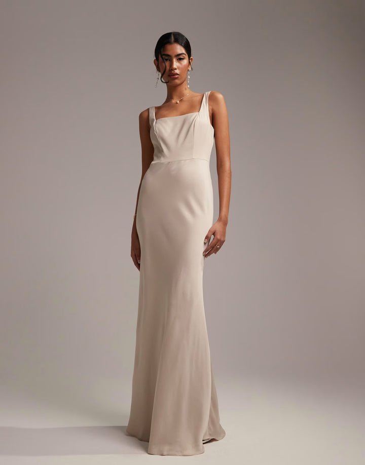 Rochie maxi ASOS, crem
