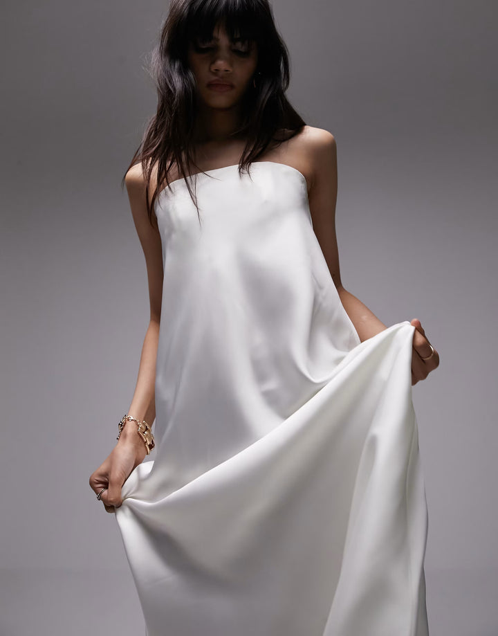 Rochie maxi ASOS, crem