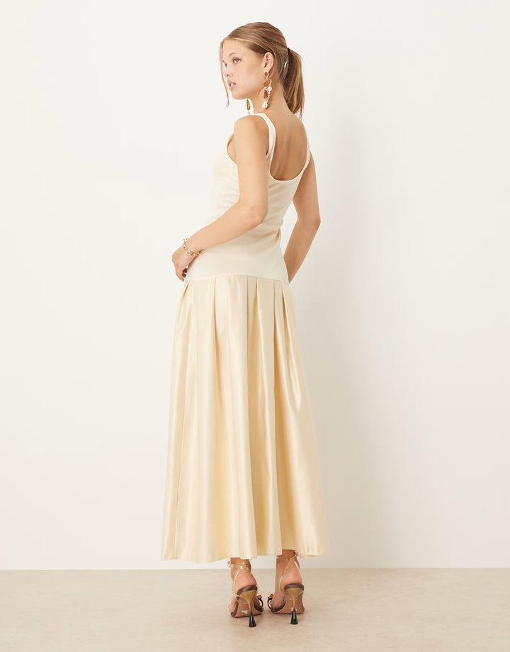 Rochie maxi ASOS, crem