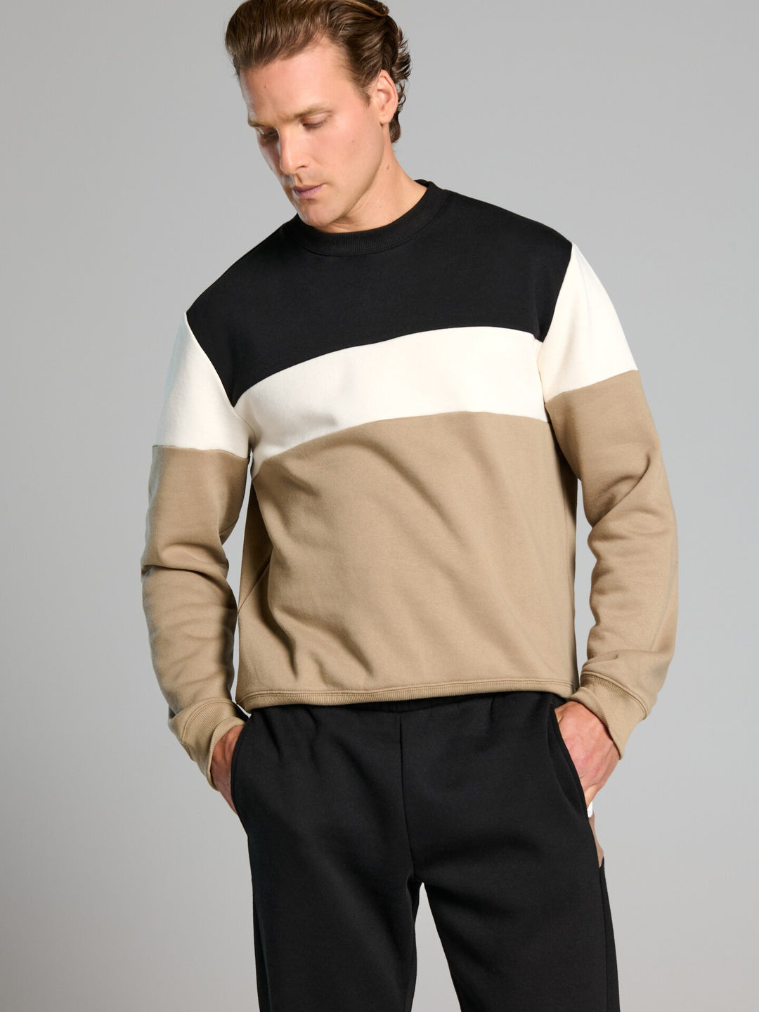 Pantaloni de trening SINSAY, negru