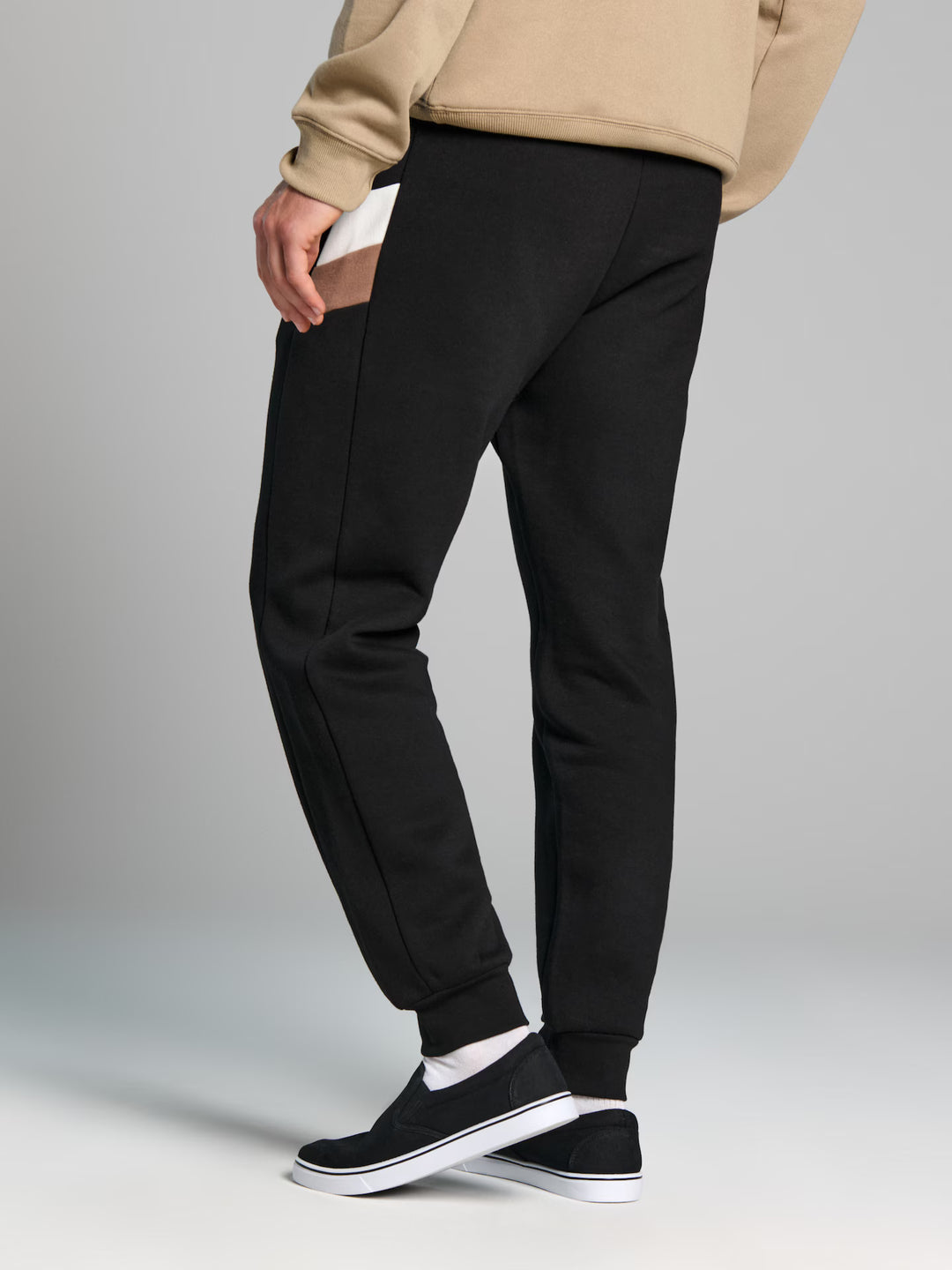 Pantaloni de trening SINSAY, negru