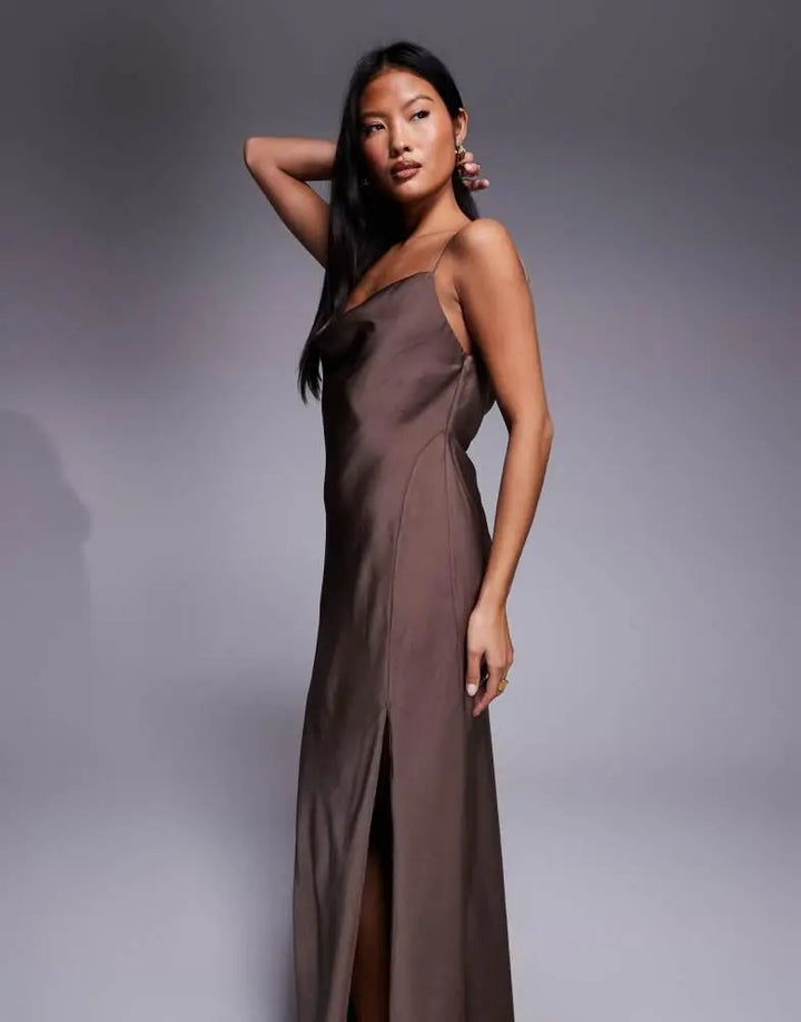 Rochie maxi ASOS, maro