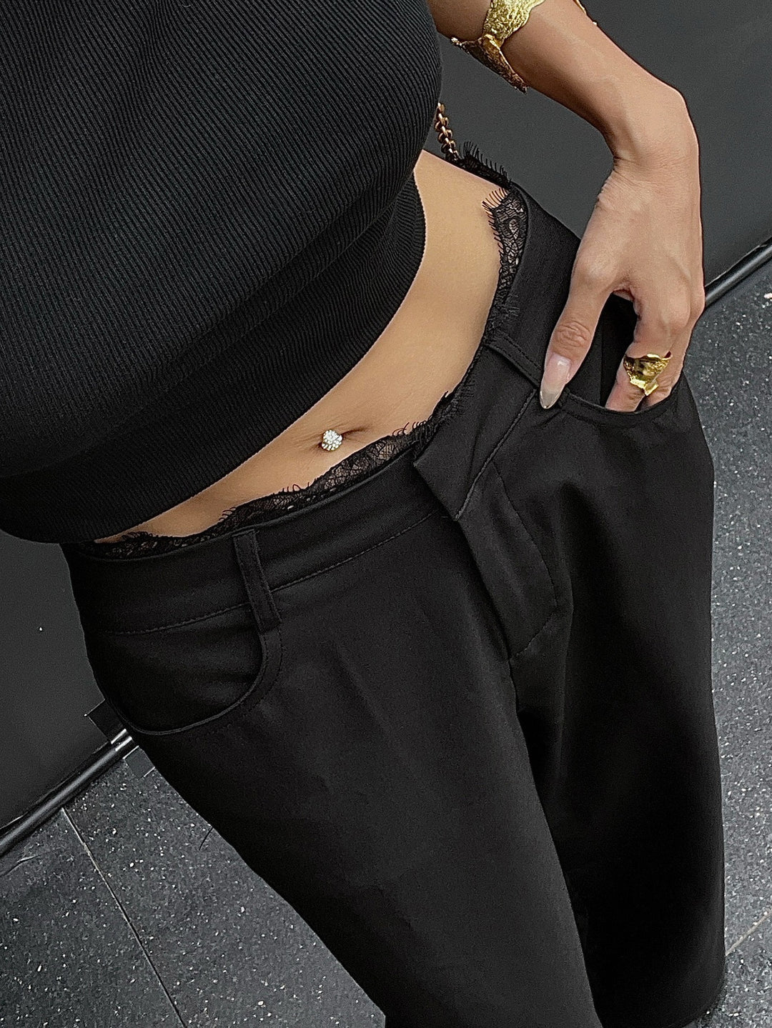 Pantaloni SHEIN, negru