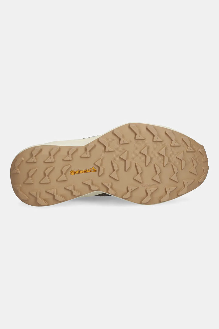 Sportcipő Adidas, vegyes színek