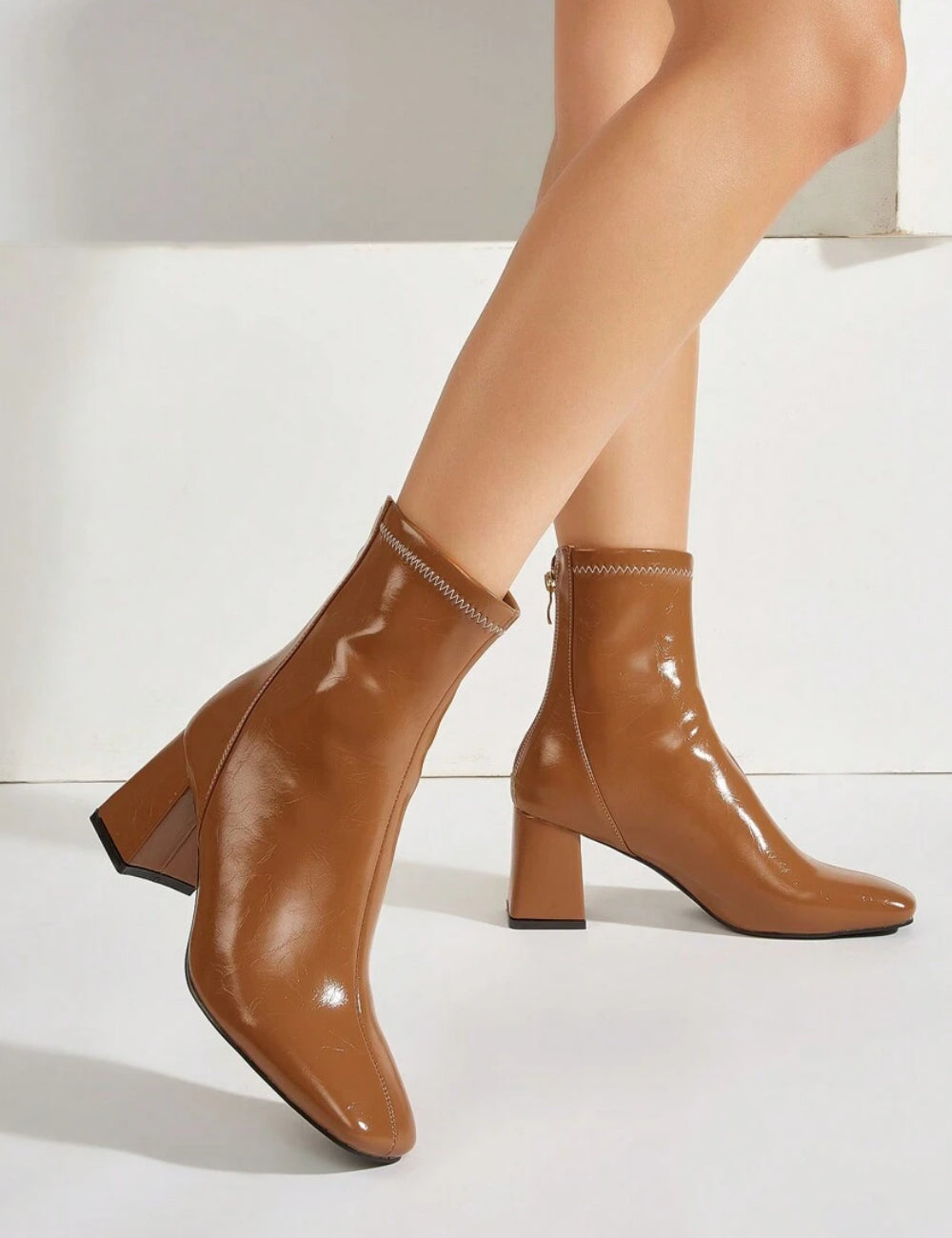 Botine Shein, maro