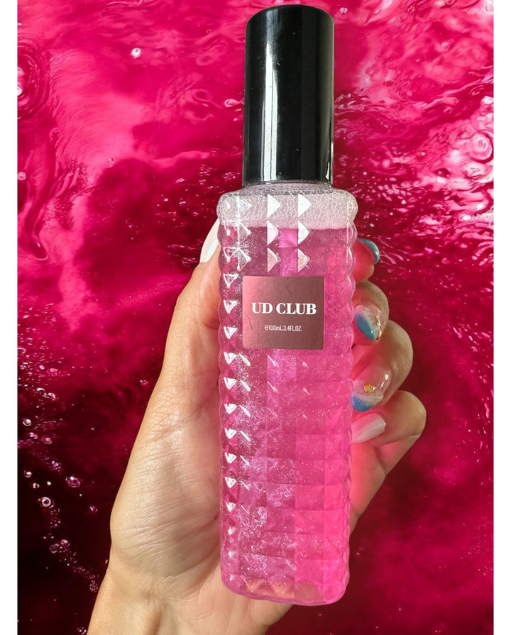 Spray de corp SHEIN, roz