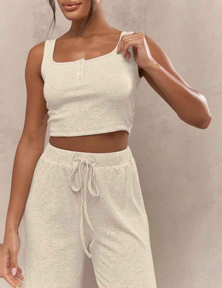 Compleu Shein Missguided, crem