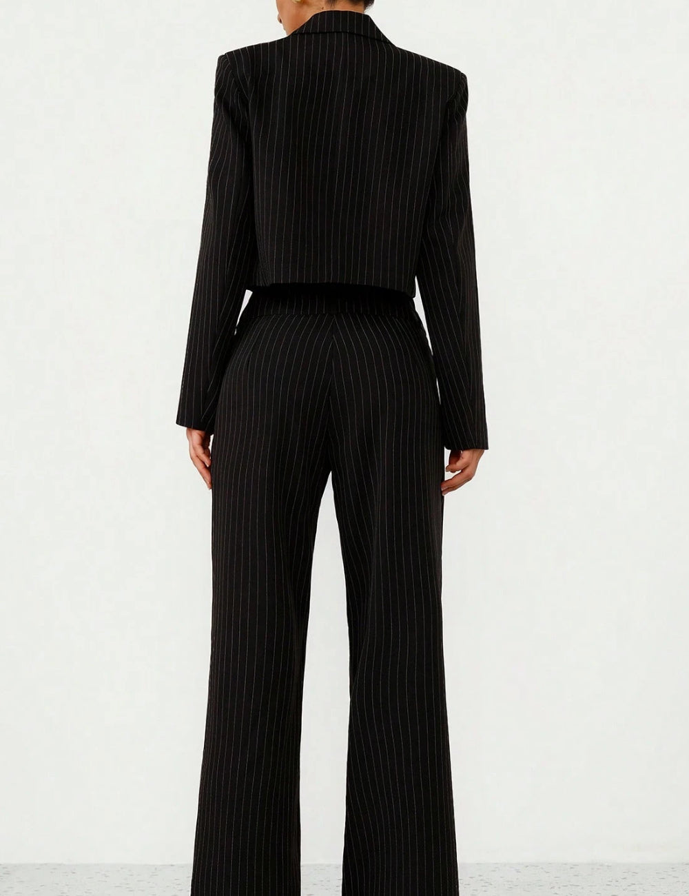 Shein együttes, fekete