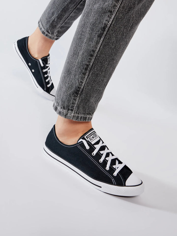 Tornacipő Converse, fekete