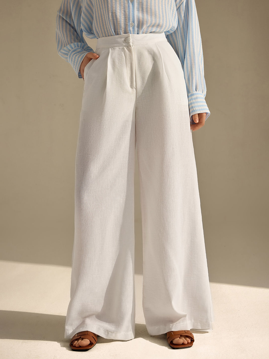 Pantaloni SHEIN, alb