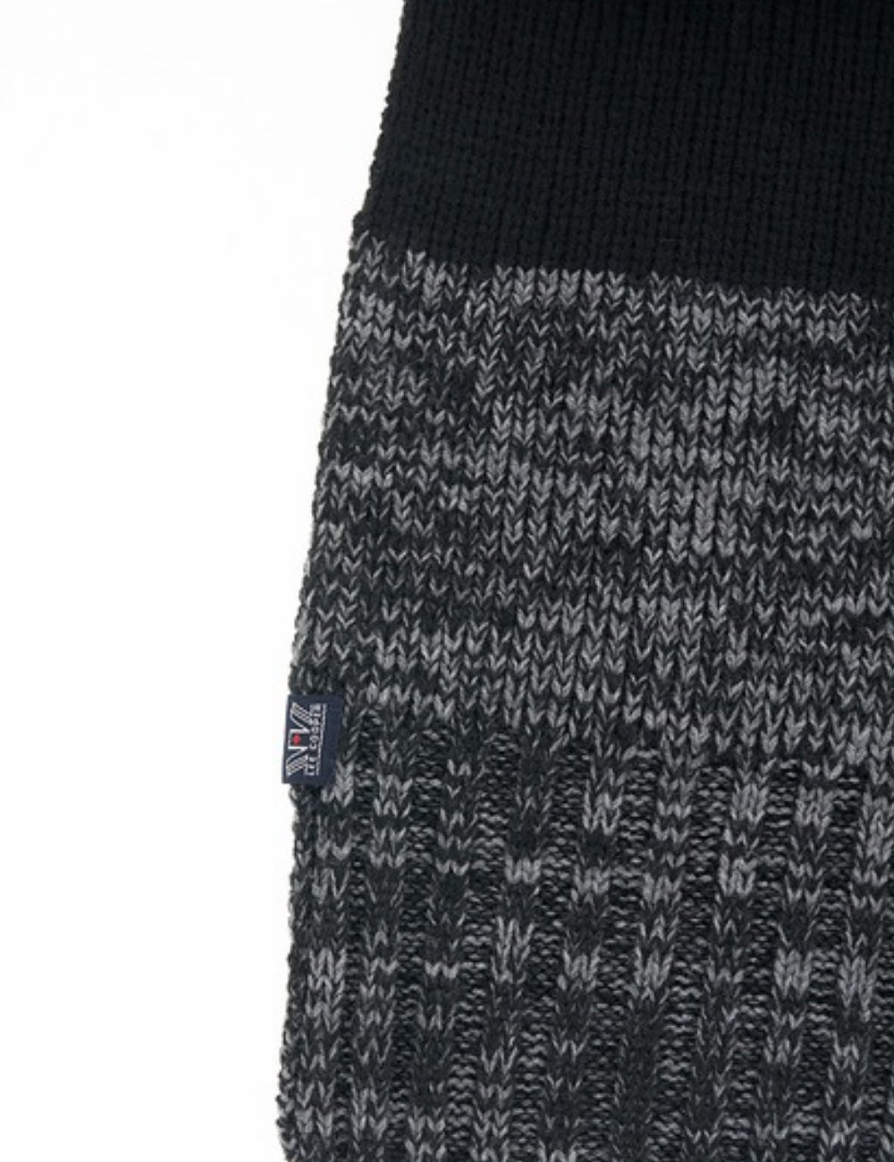 Lee Cooper sál, színes