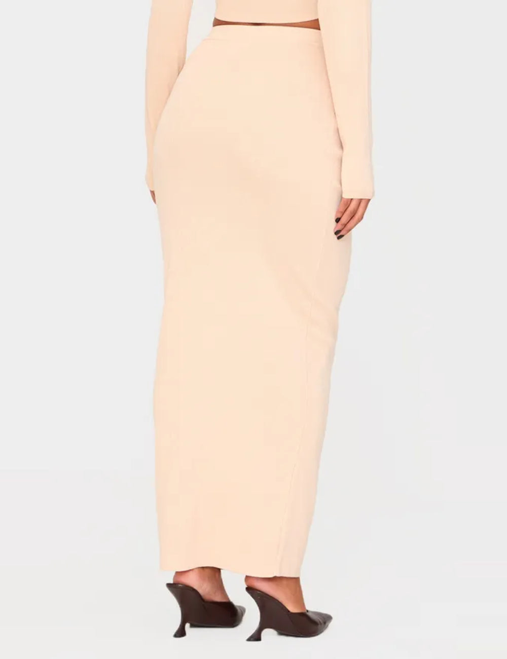 PRETTYLITTLETHING Maxi szoknya, bézs