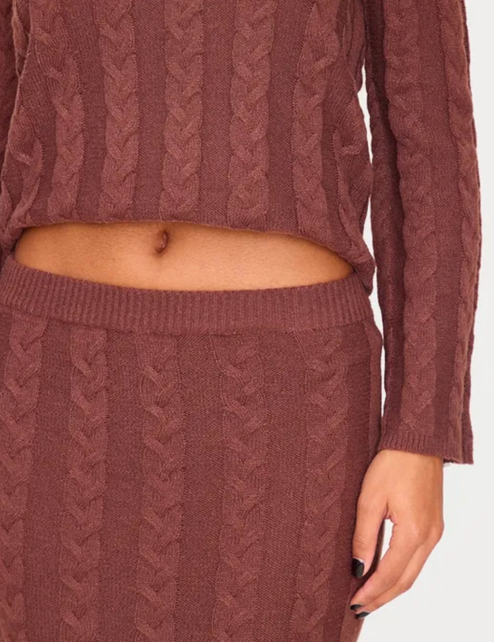 PRETTYLITTLETHING maxi szoknya, barna