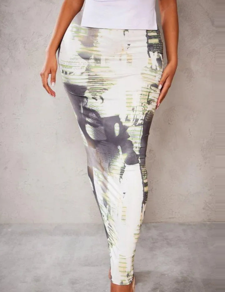 PRETTYLITTLETHING maxi szoknya, többszínű
