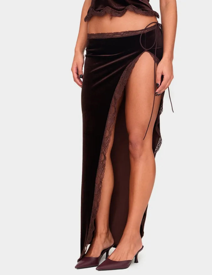 PRETTYLITTLETHING maxi szoknya, színes