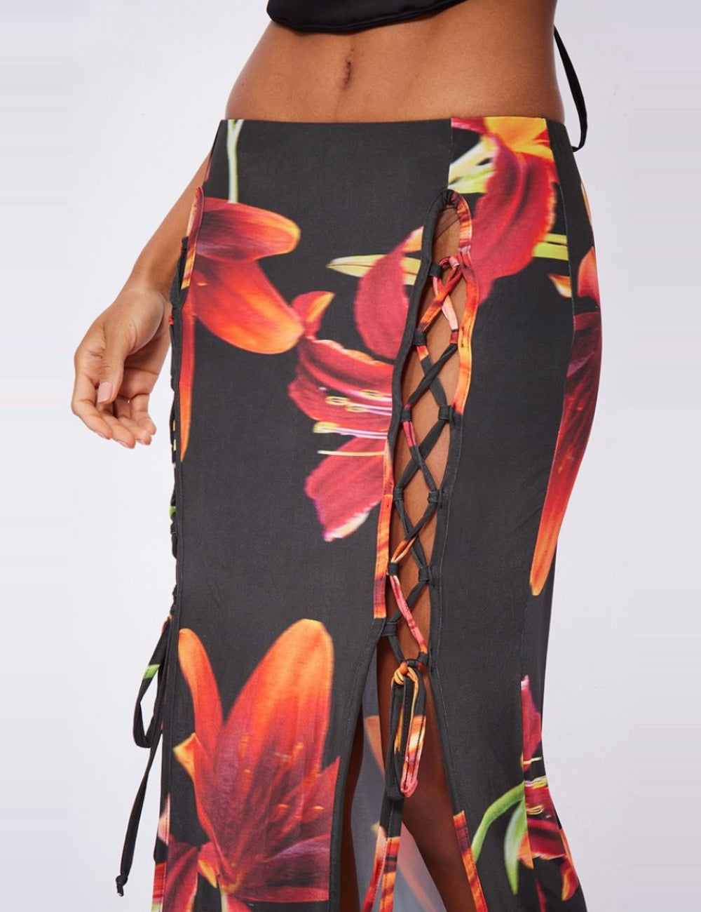 PRETTYLITTLETHING maxi szoknya, többszínű