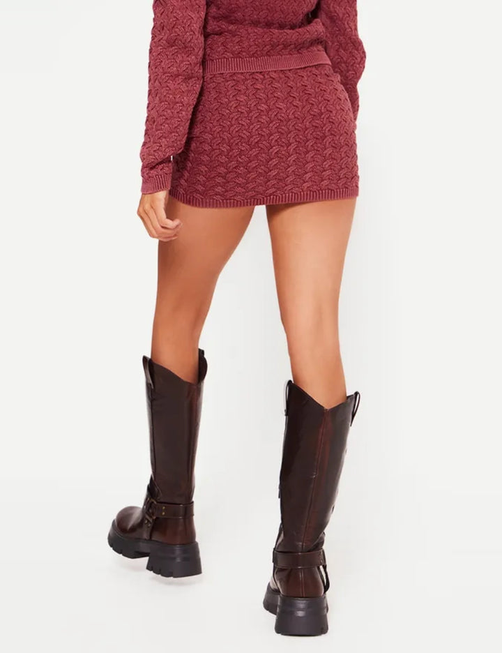 PRETTYLITTLETHING miniszoknya, téglavörös
