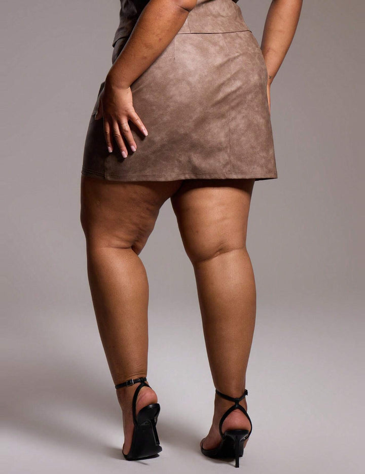 Shein Curve+ miniszoknya, barna