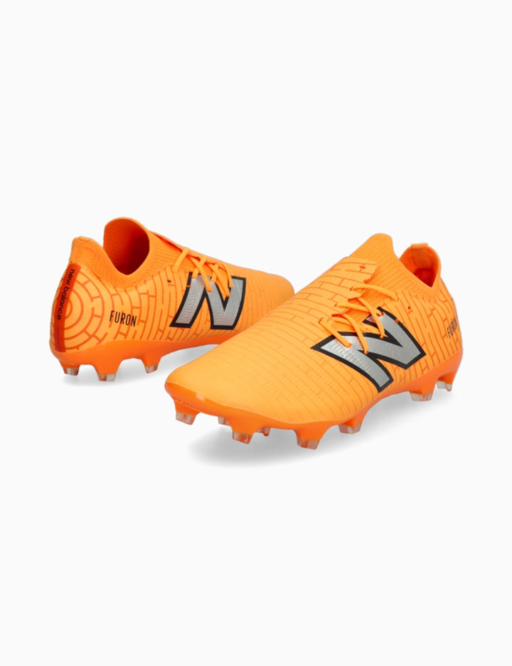 New Balance futballcipő, narancssárga