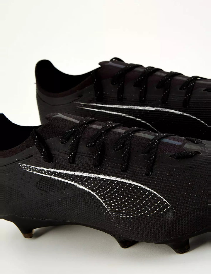 Puma futballcipő, fekete