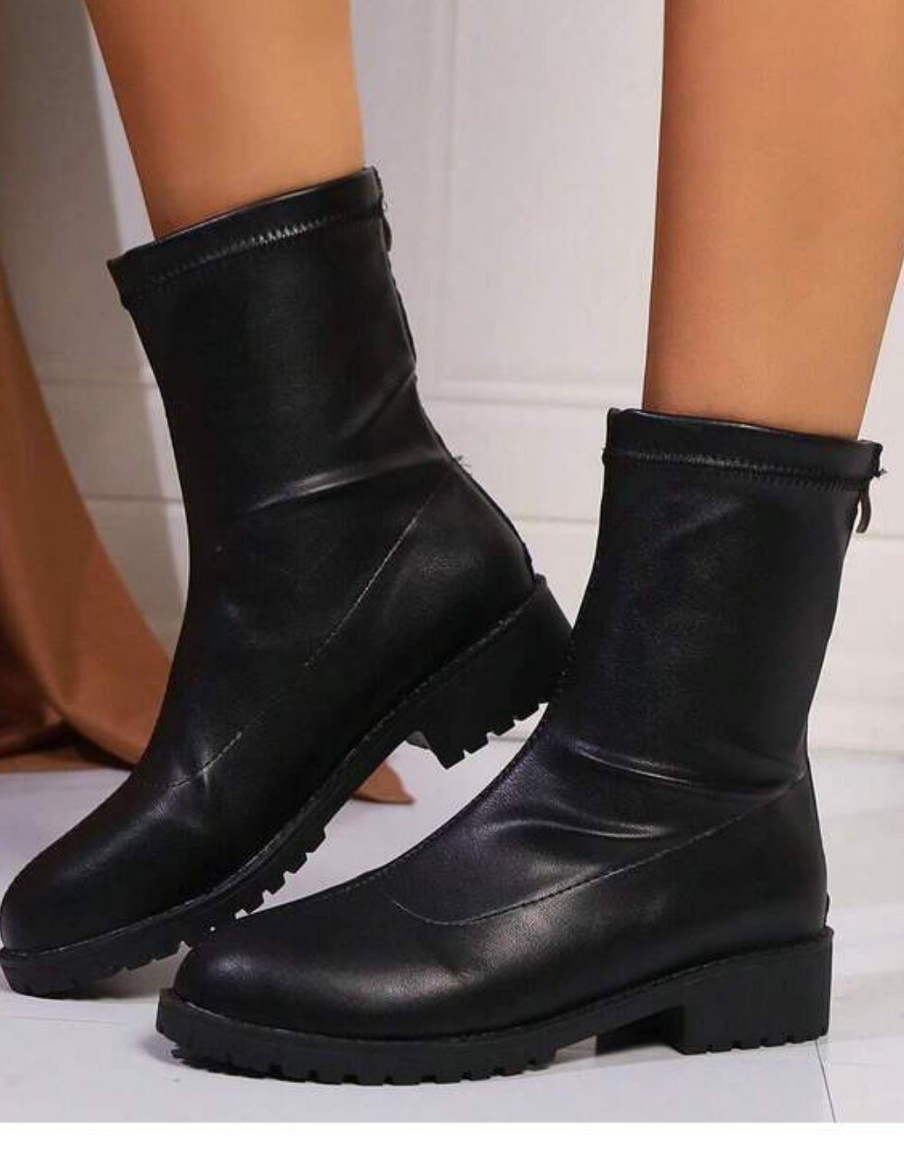 Ghete Shein, negru