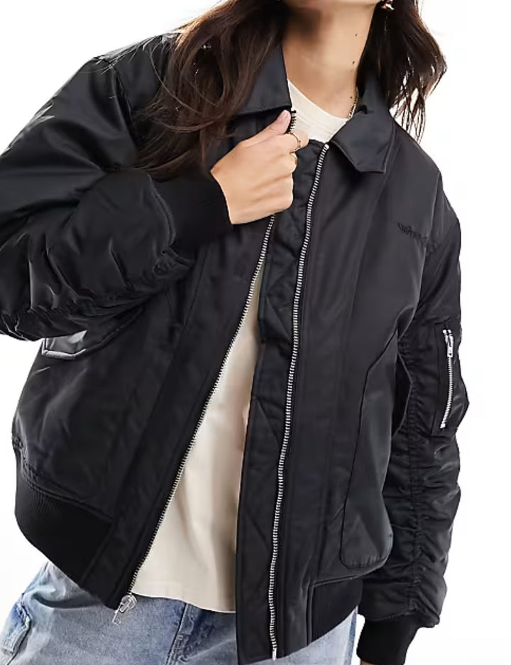 Wrangler dzseki, fekete