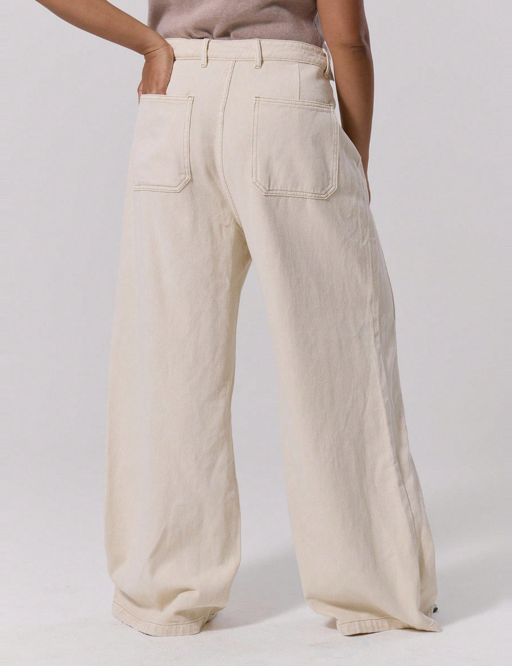 Shein Curve+ farmer, krém