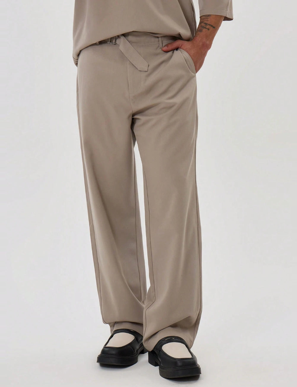Pantaloni MUSERO by Shein, bej